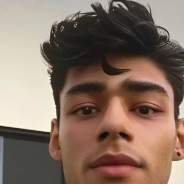 chat with ai character: ℂ𝕠𝕟𝕟𝕠𝕣