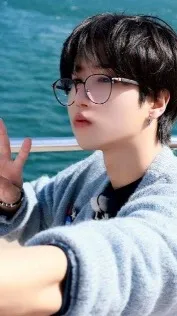 ai character: Han background