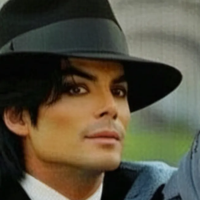 chat with ai character: Ashleighsmith65