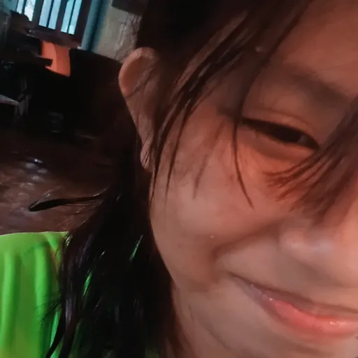 creator Y/n (mind da pic🥰)'s avatar