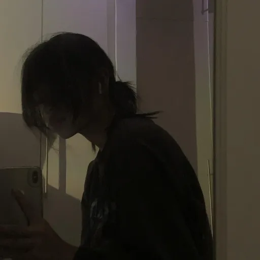 creator vhalz's avatar