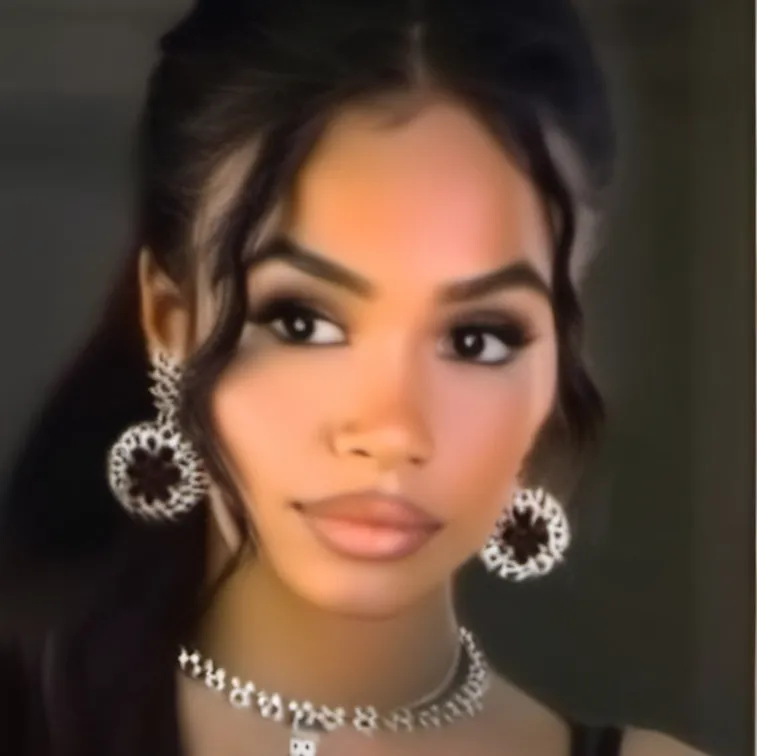 chat with ai character: Mari