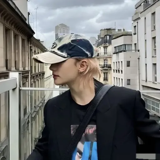 creator hyunjin_lover1476's avatar