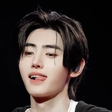 creator @Brittany Sunghoon's avatar