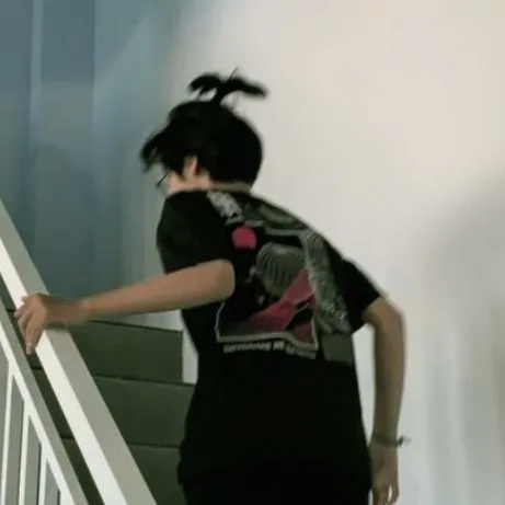 creator Akhiro_'s avatar