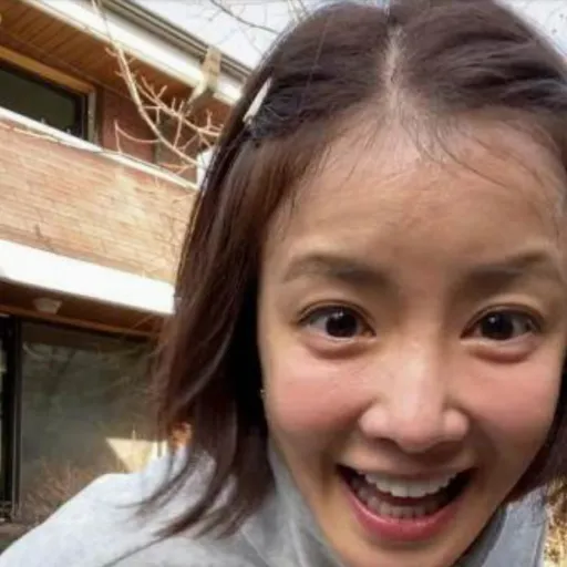 creator CRAZYWOMAN's avatar