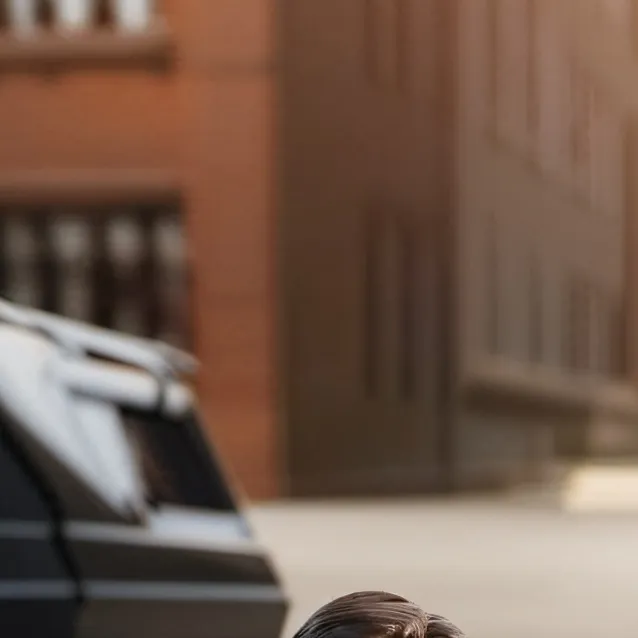 chat with ai character: LZA P2 