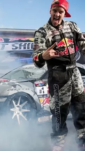 ai character: Mad Mike background