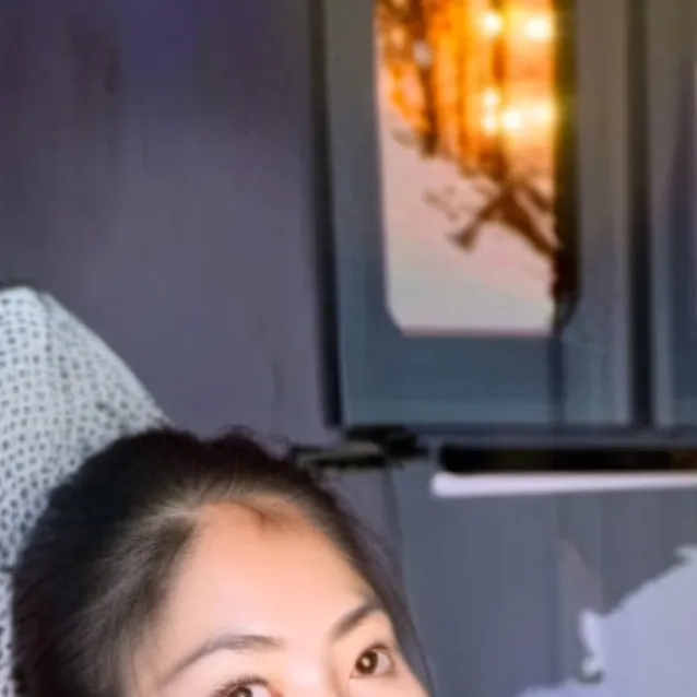 chat with ai character: sayila