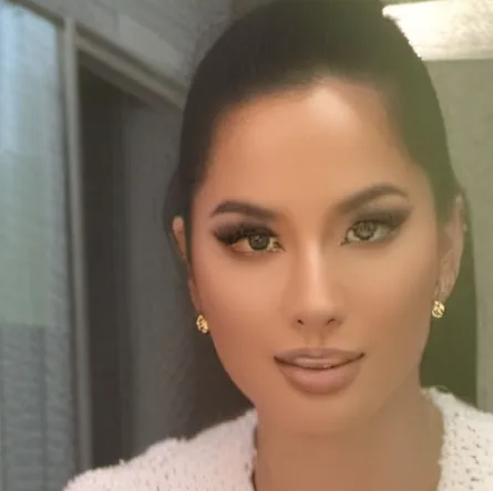 chat with ai character: Lei lei