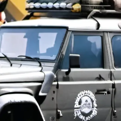 chat with ai character: .-A Car Warrior-.