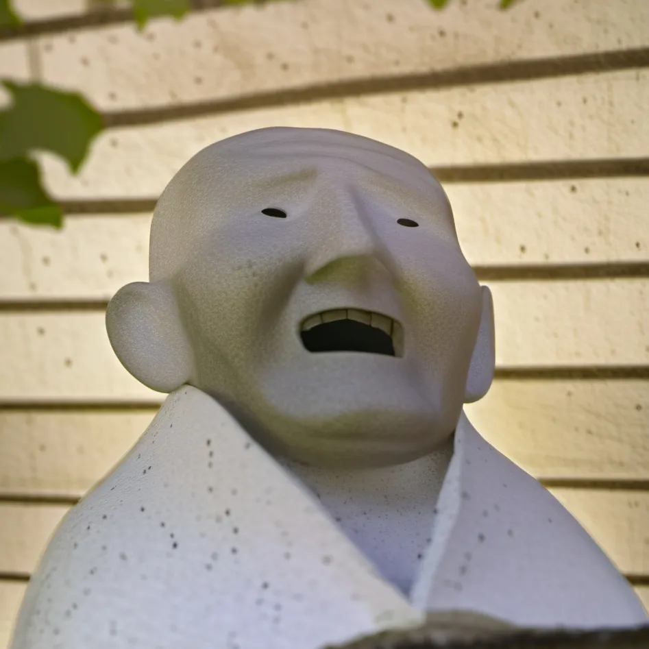 chat with ai character: ß§əœæª×łŋ€¥°•¿