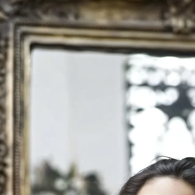 chat with ai character: Sophia