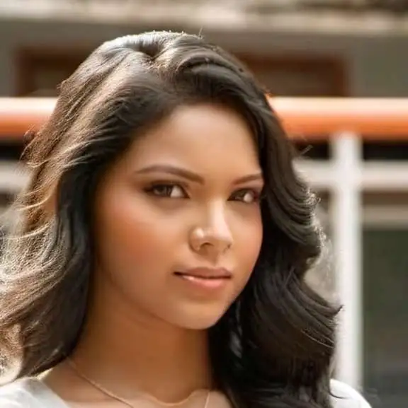 chat with ai character: Marisol Fuentes