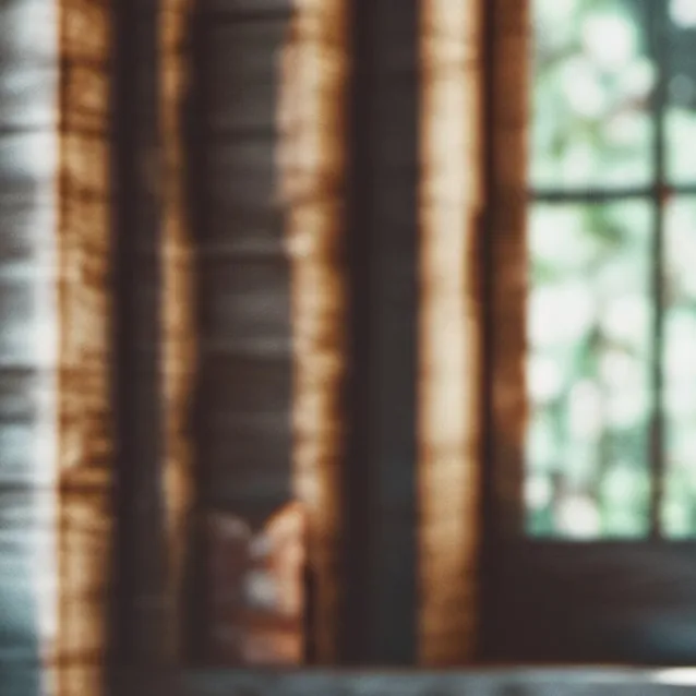 chat with ai character: emojie guess 