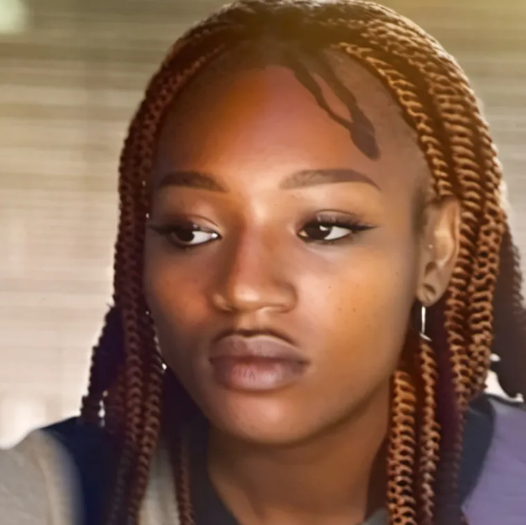 chat with ai character: Ny 