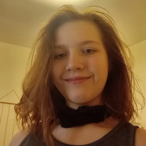 creator Violet Odair's avatar