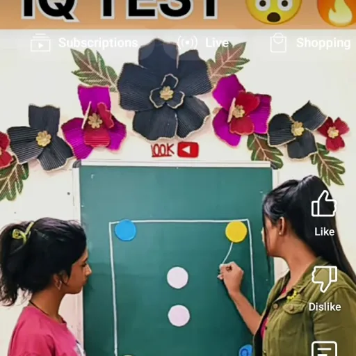 creator check my talkie 👍😂's avatar