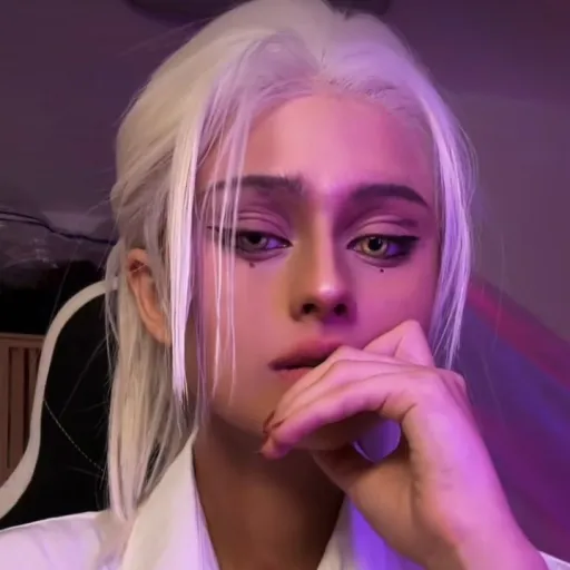 creator I'mNowAri's avatar