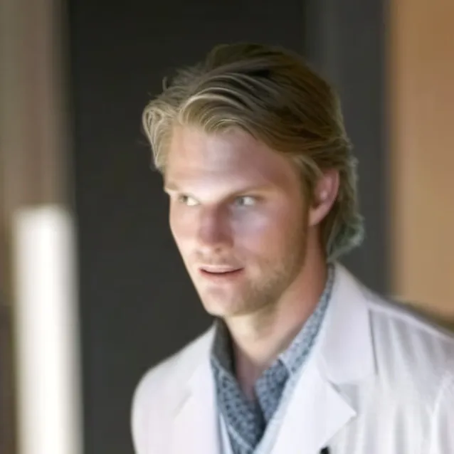 chat with ai character: Dr Robert Chase