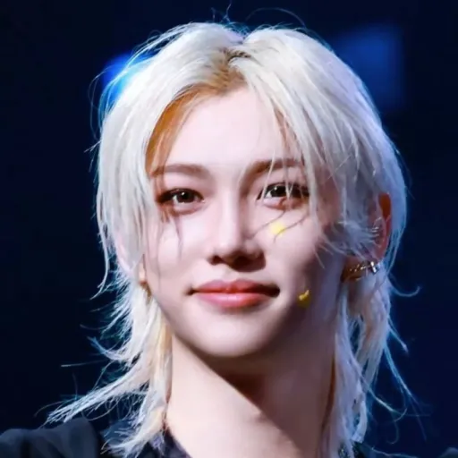 creator _★Hyunjin★_'s avatar