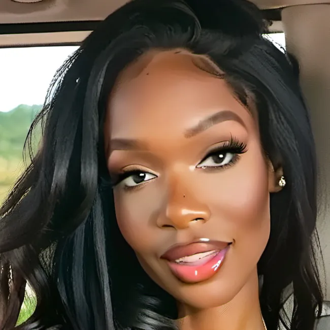 chat with ai character: Teyana