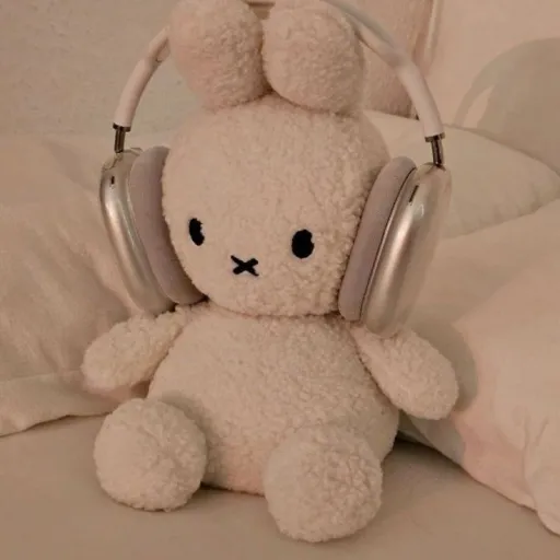 creator ASHLYN_25's avatar