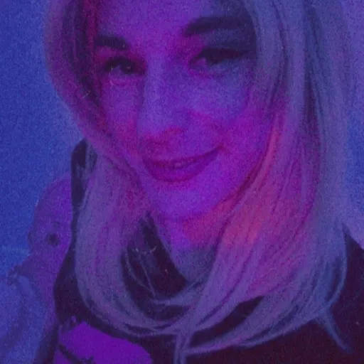 creator SissyPeaches's avatar