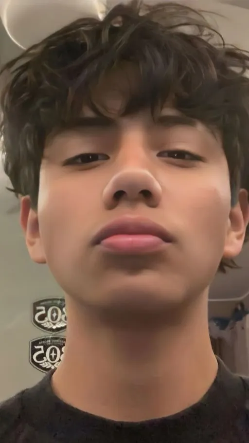 ai character: Alejandro background