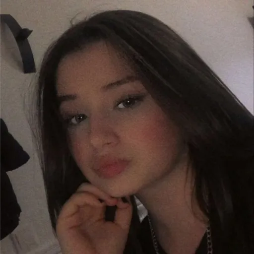 creator Aliana de luca's avatar