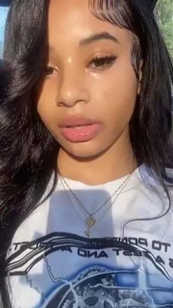 ai character: 💗Aaliyah💗 background