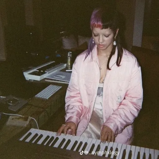 creator Mels#1BiggestFan!'s avatar