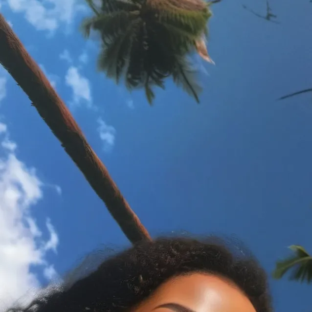 chat with ai character: Emily