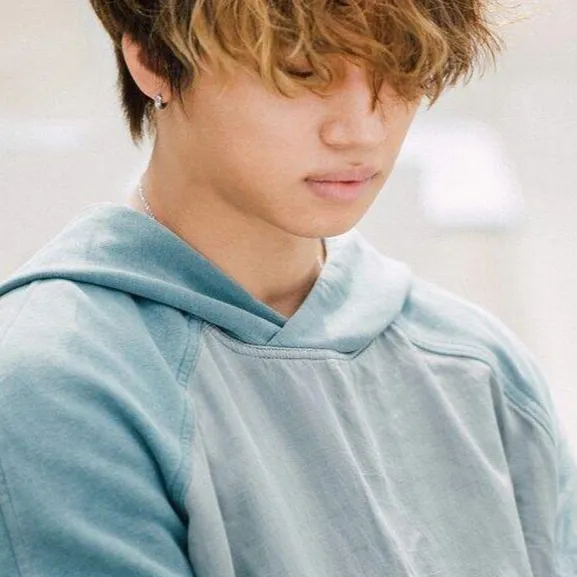 chat with ai character: Daesung