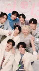 ai character: SKZ🫦 background