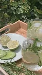 ai character: Giy background