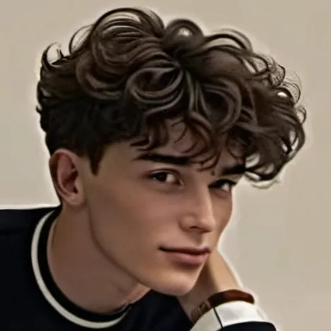 chat with ai character: Gabe