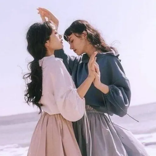 creator Lunallena13's avatar