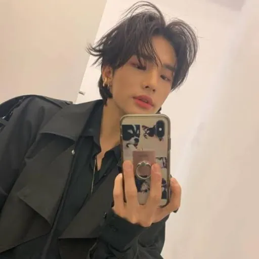 creator Hyunjin's_Mine🥝🥝's avatar