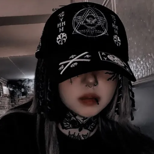 creator Jennie Rosa's avatar