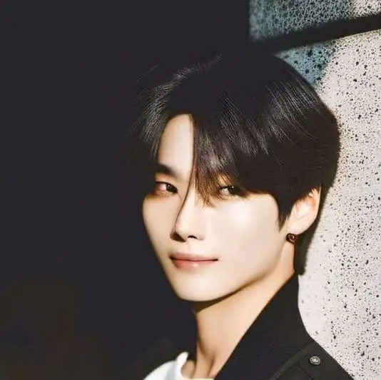 chat with ai character: Ni-ki