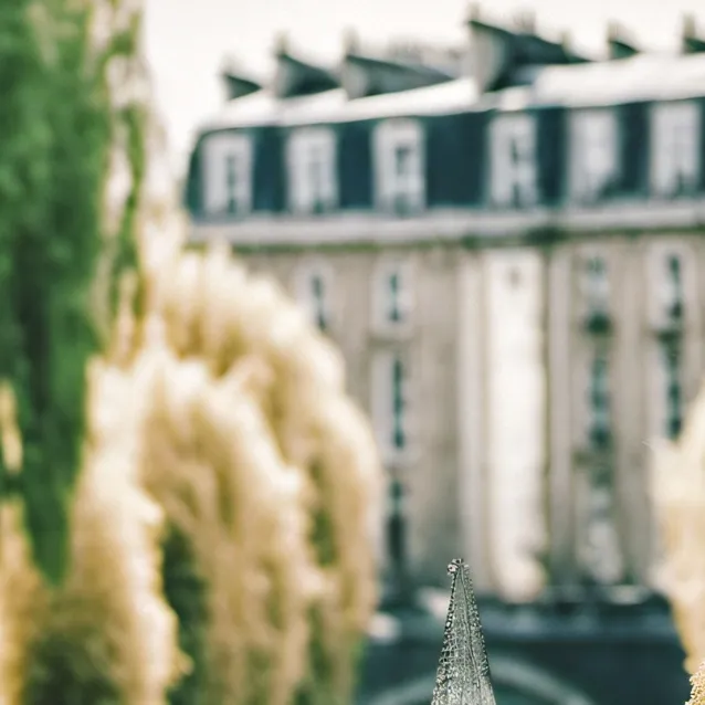 chat with ai character: Mha (First day)