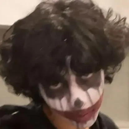 chat with ai character: Ivan