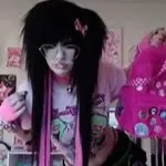 chat with ai character: yuri-san