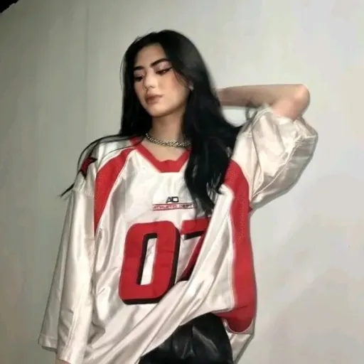 creator bini-mika-lim🤙🤙🤙🤙🤙's avatar