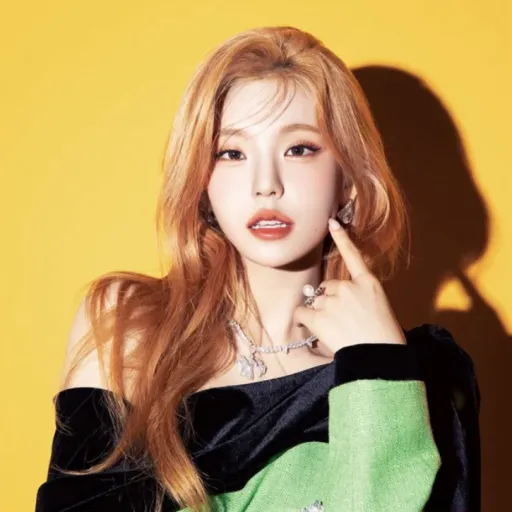 creator @themkittycats's avatar