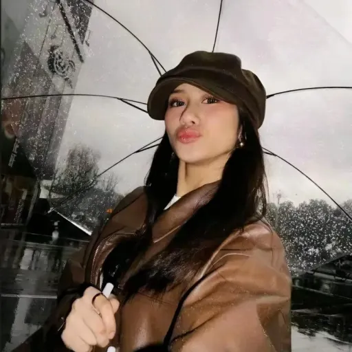 creator sheena 9's avatar