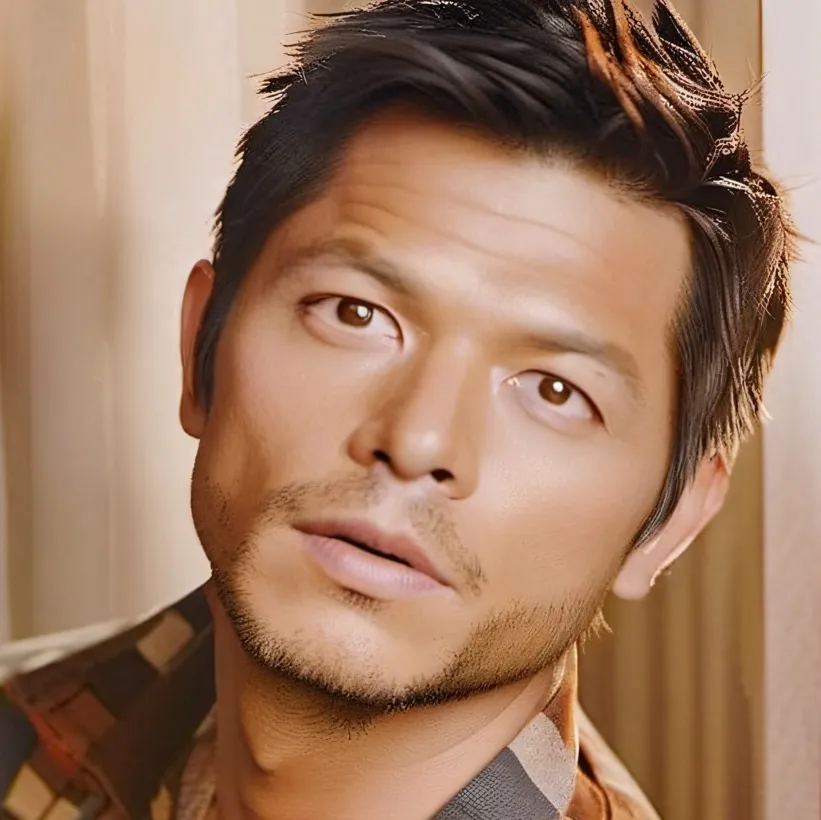 chat with ai character: Cas