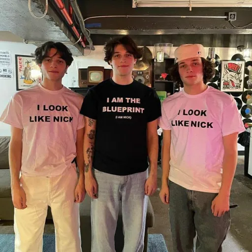 creator ilovesturniolo3's avatar