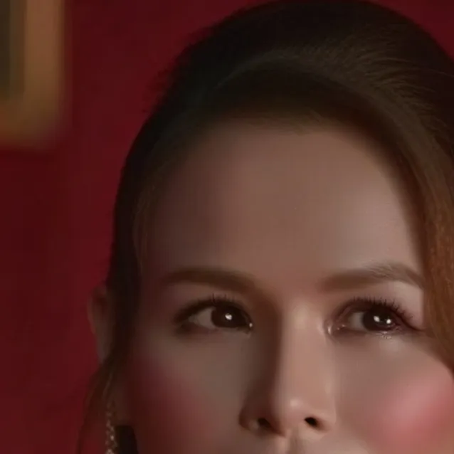 chat with ai character: Cheryl Blossom 